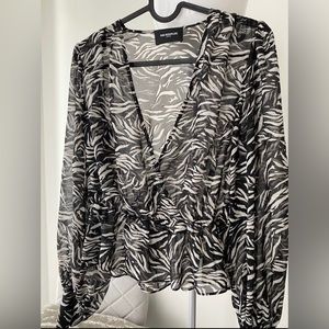 Mesh printed blouse